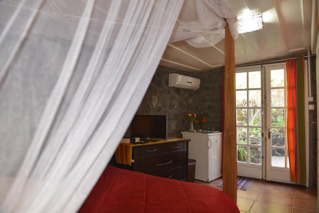 Villa Helena B&B Сент-Мари Экстерьер фото